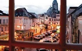 Petite Maison De Ville Au Calme